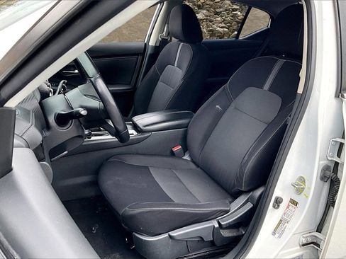 Used 2020 Nissan Sentra SV image 23