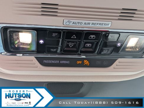 New 2026 Lincoln Aviator 2WD w/ Jet Appearance Package image 24