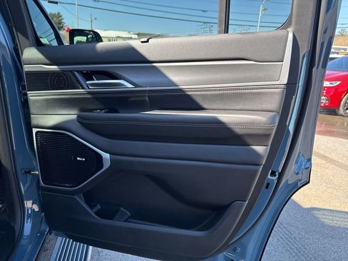 New 2026 Jeep Grand Wagoneer Limited image 31