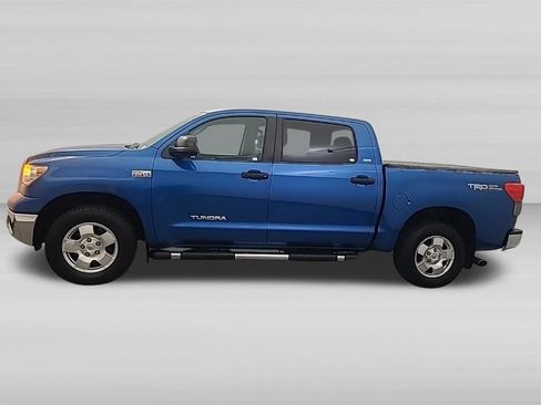 Used 2008 Toyota Tundra SR5 w/ TRD Off-Road Pkg AWD/4WD image 7
