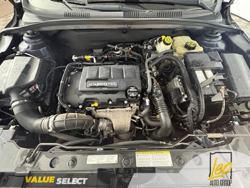 Used 2015 Chevrolet Cruze LT FWD image 23