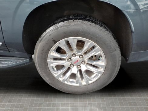 Used 2021 GMC Yukon XL Denali AWD/4WD image 9