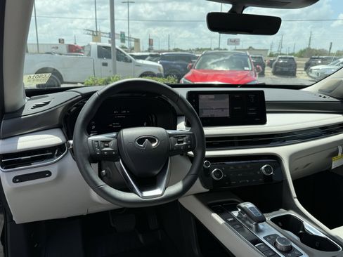 Certified 2026 INFINITI QX60 Luxe w/ Cargo Package image 17