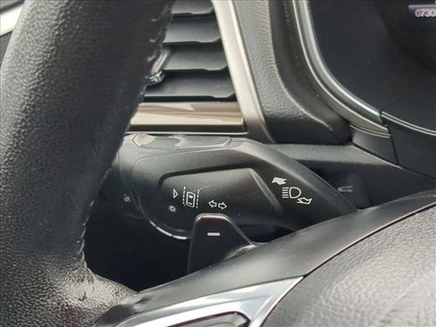 Used 2019 Ford Fusion SEL image 15