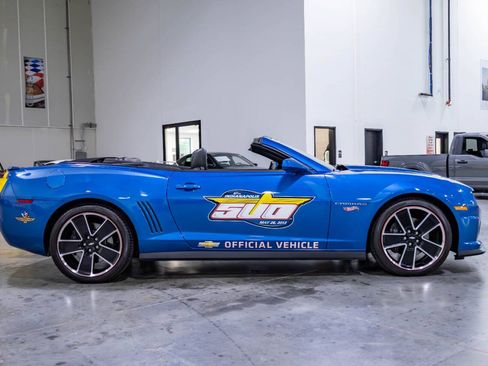 Used 2013 Chevrolet Camaro SS w/ Hot Wheels Special Edition RWD image 30