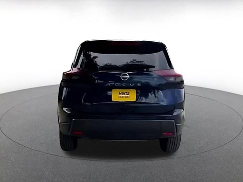 Used 2025 Nissan Rogue SV FWD image 14