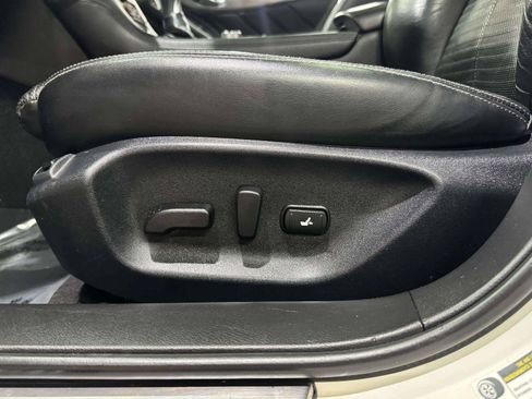 Used 2016 INFINITI Q50 Red Sport 400 AWD/4WD image 27