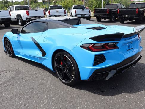 Used 2025 Chevrolet Corvette Stingray Convertible w/ 1LT RWD image 3