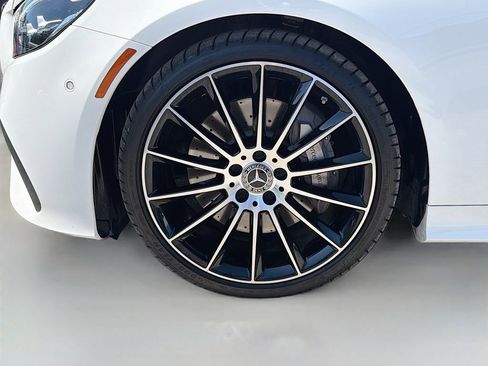 Used 2022 Mercedes-Benz E 450 Coupe w/ AMG Line image 40
