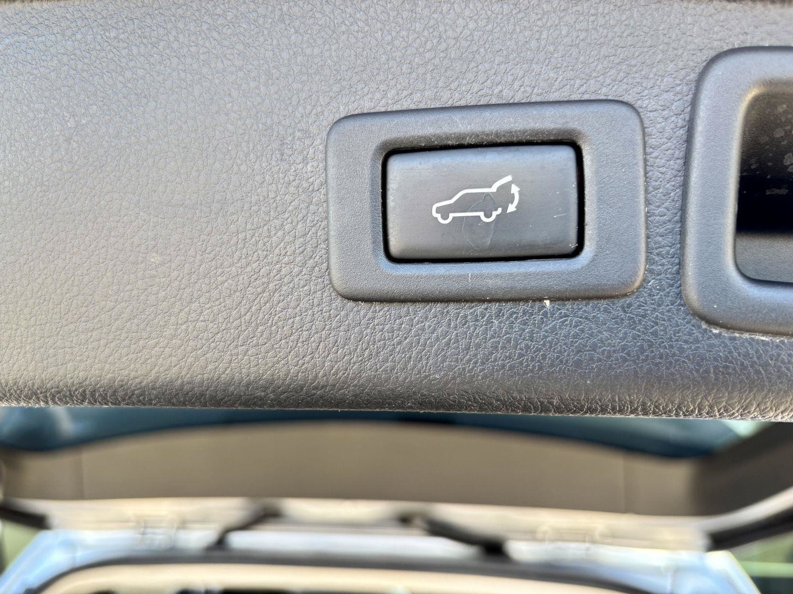 Used 2015 Subaru Forester 2.0XT Touring w/ Eyesight & Navigation System AWD/4WD image 13