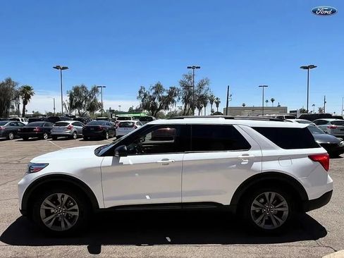 Used 2021 Ford Explorer XLT w/ Equipment Group 202A RWD image 7