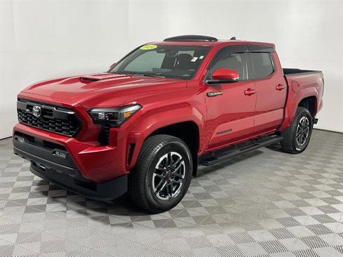 Certified 2024 Toyota Tacoma TRD Sport w/ TRD Sport Upgrade Package image 3