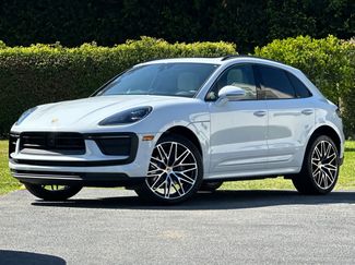 New 2026 Porsche Macan AWD/4WD video 1
