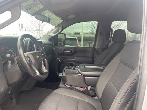 Used 2022 Chevrolet Silverado 2500 LT w/ Convenience Package image 8