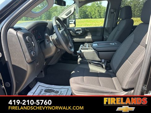 New 2025 Chevrolet Silverado 2500 Custom w/ Custom Value Package image 17