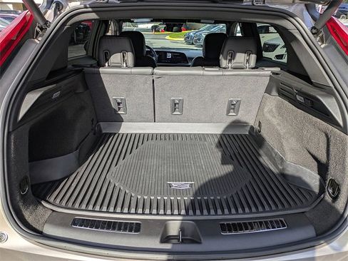 Certified 2025 Cadillac XT4 Premium Luxury image 12