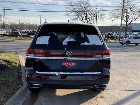 New 2026 Volkswagen Atlas SE image 4
