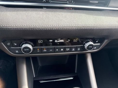 Used 2018 MAZDA MAZDA6 Signature image 25