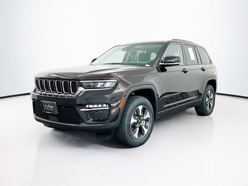 Used 2022 Jeep Grand Cherokee Limited 4xe AWD/4WD image 3