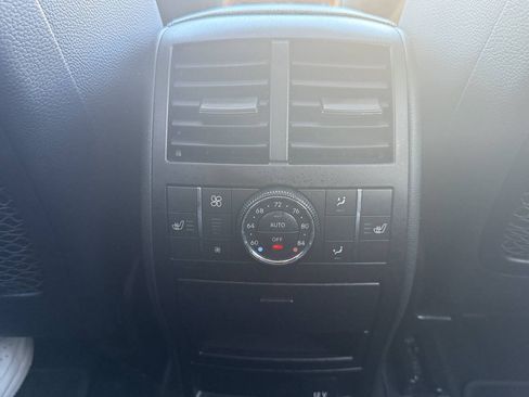 Used 2009 Mercedes-Benz GL 450 4MATIC image 25