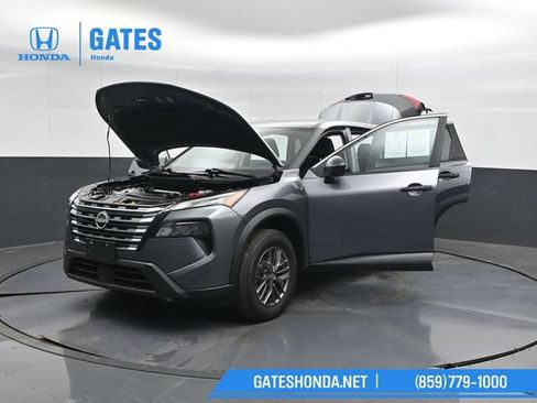 Used 2024 Nissan Rogue S AWD/4WD image 56