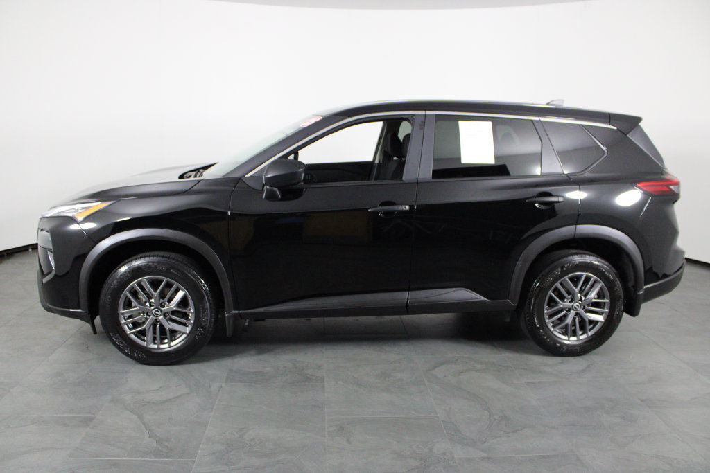 Certified 2025 Nissan Rogue S FWD image 14