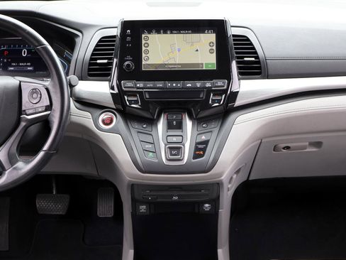 Used 2018 Honda Odyssey EX-L image 17