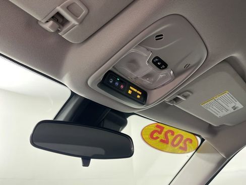 Certified 2025 Chevrolet TrailBlazer LT image 23