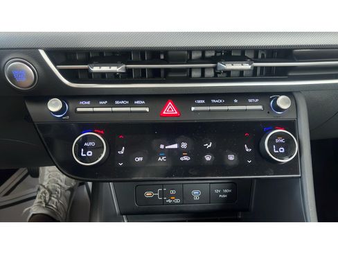Used 2024 Hyundai Sonata SEL FWD image 16