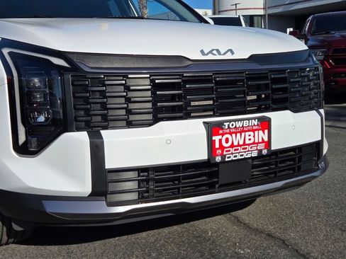 Used 2026 Kia Sportage LX FWD image 8