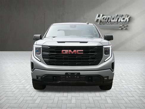 Used 2025 GMC Sierra 1500 Elevation image 5