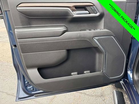 Used 2022 Chevrolet Silverado 1500 RST w/ Protection Package AWD/4WD image 11