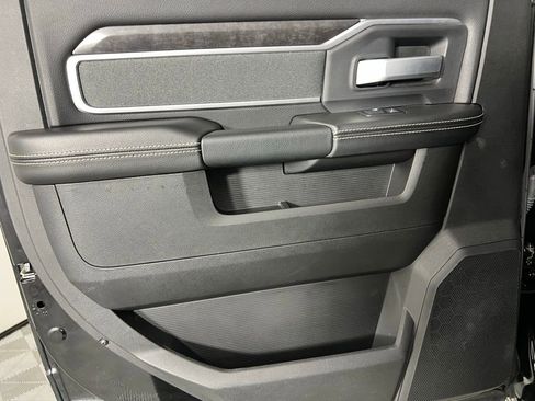 Used 2022 RAM 2500 Big Horn w/ Level C Equiment Group image 27