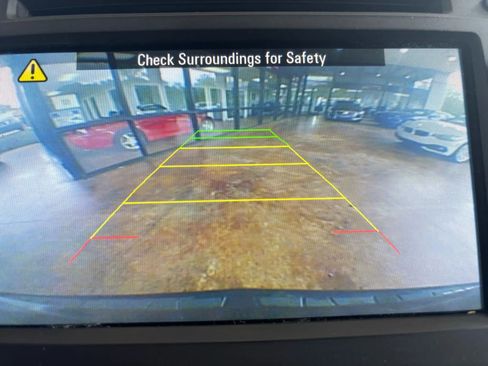 Used 2016 Chevrolet Traverse LS image 16