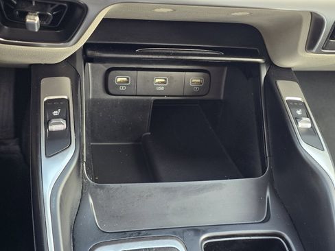 Used 2021 Kia Sorento S image 20