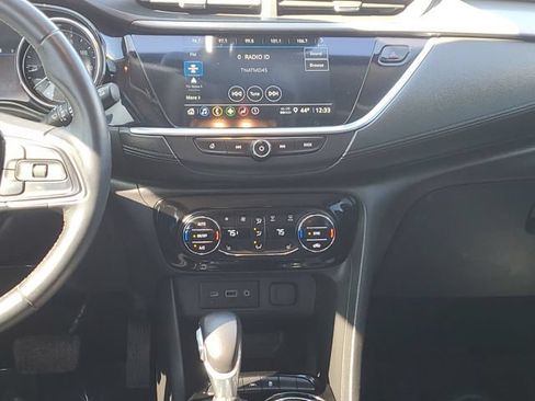 Used 2021 Buick Encore GX Select FWD image 29