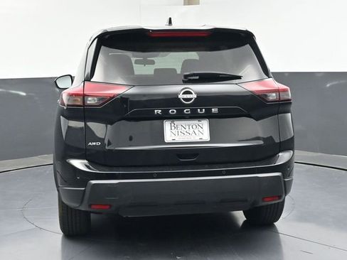 Used 2025 Nissan Rogue SV AWD/4WD image 31