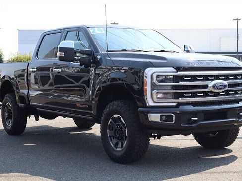 Used 2024 Ford F350 Platinum w/ Tremor Off-Road Package AWD/4WD image 7