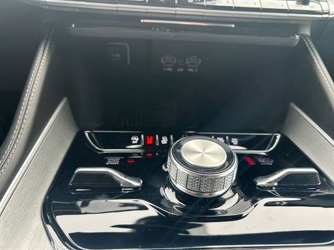 New 2026 Jeep Grand Wagoneer Limited image 25