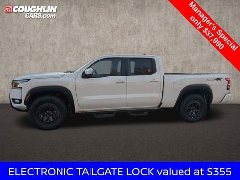 Certified 2025 Nissan Frontier PRO-4X image 5