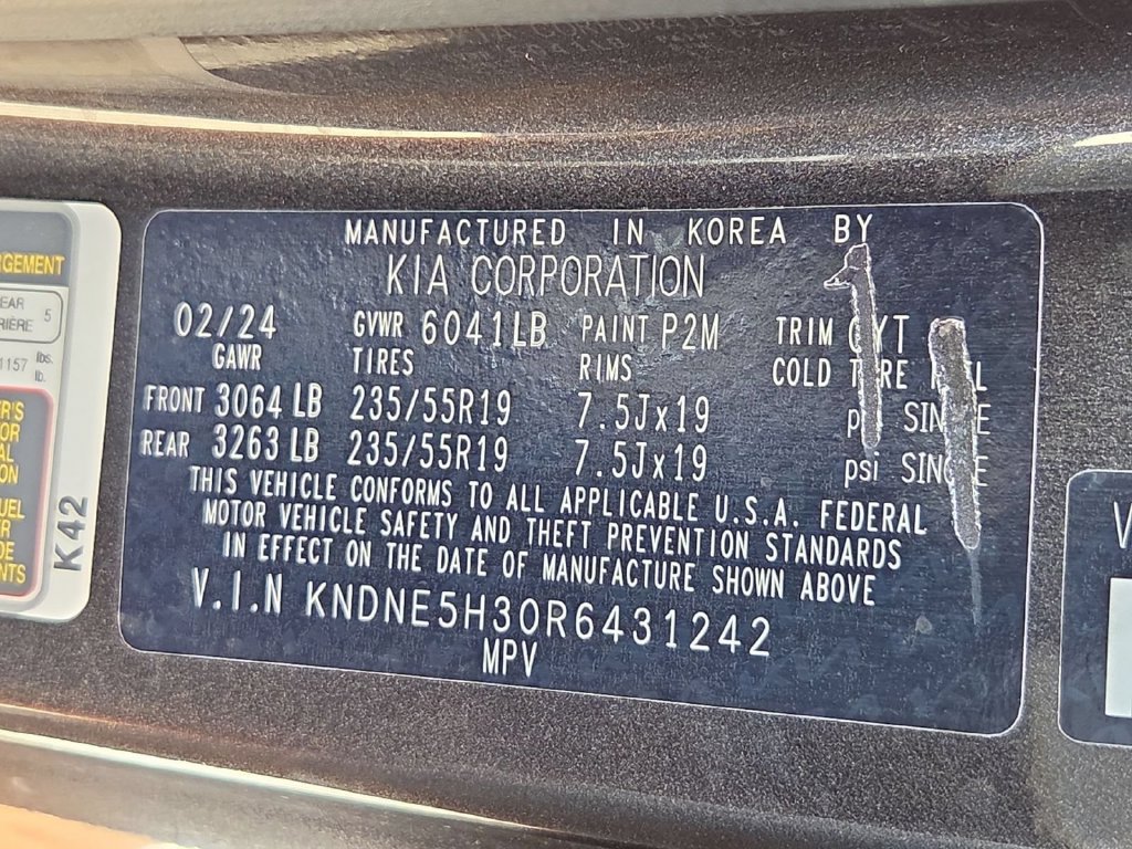 Used 2024 Kia Carnival SX Prestige FWD image 34