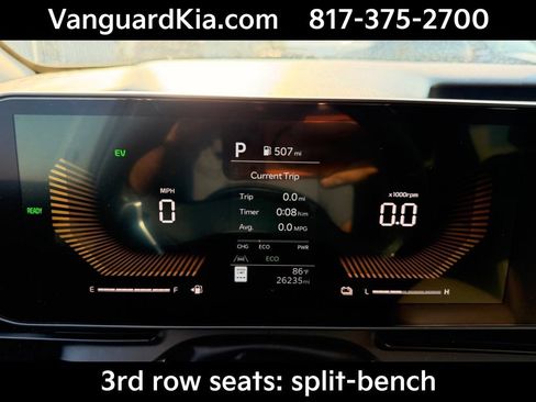 Certified 2026 Kia Carnival LXS FWD image 18