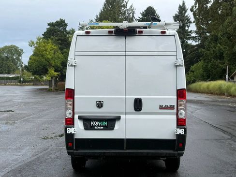 Used 2021 RAM ProMaster 2500 FWD image 5