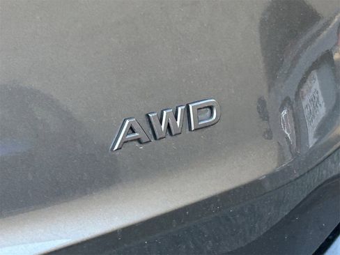 Certified 2025 Nissan Rogue SV image 6