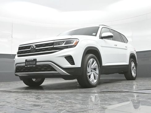 Used 2023 Volkswagen Atlas SE w/ Panoramic Sunroof Package AWD/4WD image 30
