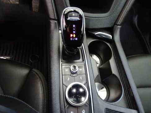 Used 2024 Cadillac XT6 Luxury w/ LPO, Floor Liner Package image 11