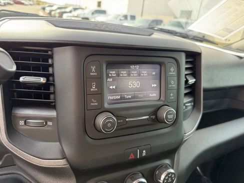 Used 2024 RAM 2500 Tradesman w/ Chrome Appearance Group image 24