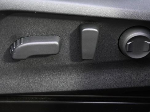 Used 2023 Subaru Forester Limited AWD/4WD image 14