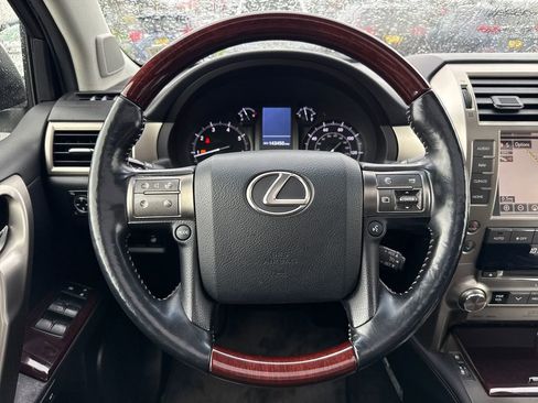Used 2014 Lexus GX 460 Luxury image 22