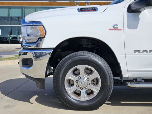 Used 2024 RAM 3500 Big Horn image 11